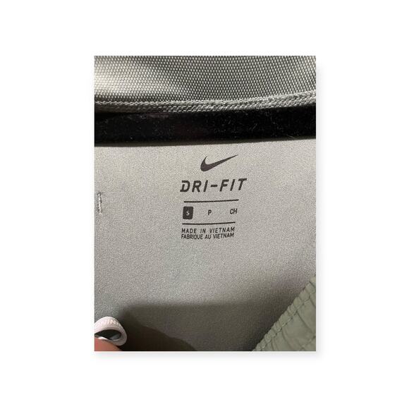 NWOT Nike Women’s Shorts - Green - S - Picture 3 of 4